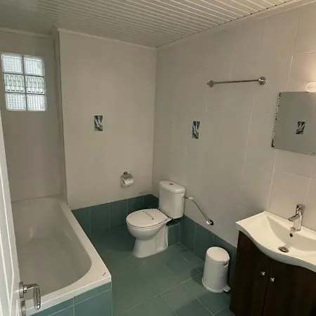 Villa Petronas Kariá